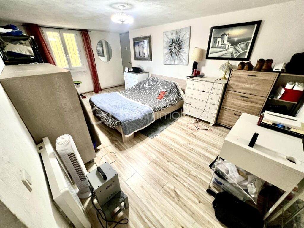 Draguignan – Villa – Studio indépendant – Piscine – Aucun vis à vis – 6 pièces – 4 chambres – 165 m²