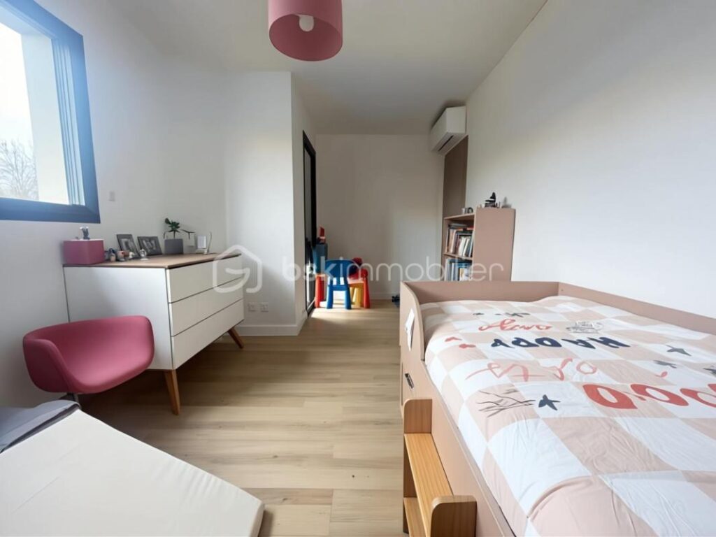 À vendre : Magnifique maison à Linas ! – 6 pièces – 4 chambres – 140 m²