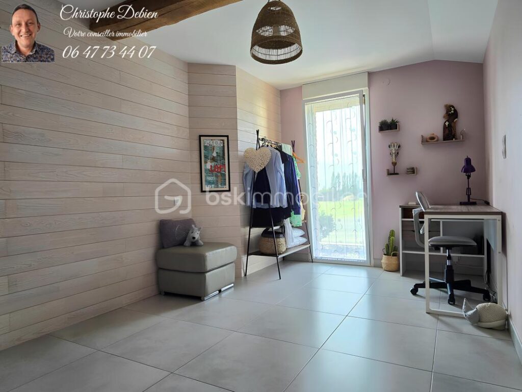 GRANGE RÉNOVÉE DE 231 M² AU CŒUR DE LA NATURE – CHARME DE L’AUTHENTIQUE, CONFORT MODERNE, À 5 MIN DE L’AUTOROUTE A83-A87 / SAINTE-FLORENCE – 10 pièces – 4 chambres – 231 m²