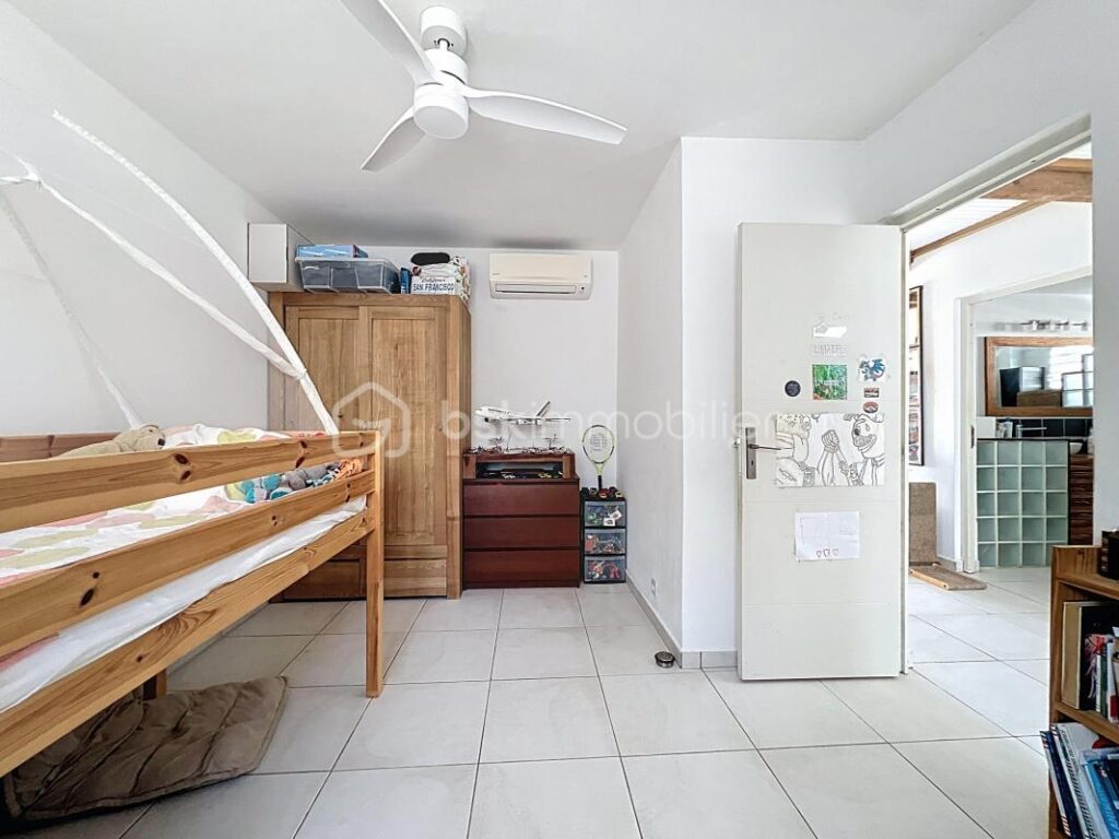 Ensemble immobilier villa et ses deux locatifs vue mer – 10 pièces – 7 chambres – 295 m²