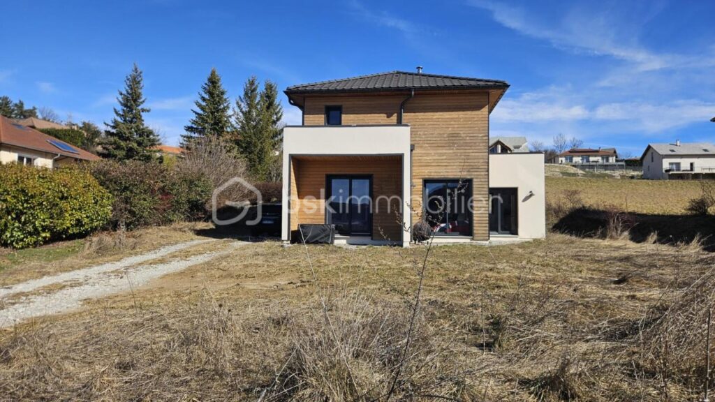 Maison contemporaine 4 chambres – 5 pièces – 4 chambres – 113 m²