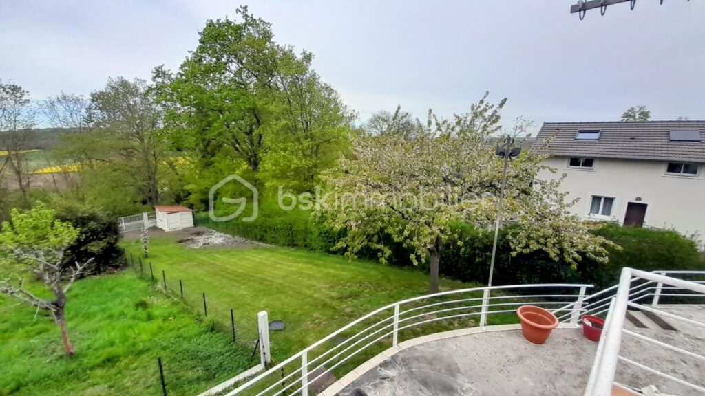 PANORAMA EXCEPTIONNEL RARE SUR LE SECTEUR ! – 7 pièces – 4 chambres – 128 m²