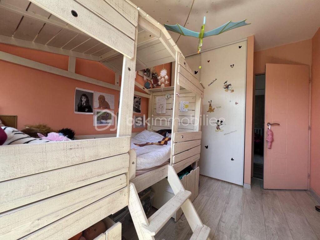 Marly-le-Roi, Résidence Les Grandes Terres – Appartement 5 pièces – 81,20 m² – Traversant Nord/Sud – Vue sur parc – 5 pièces – 3 chambres – 81 m²