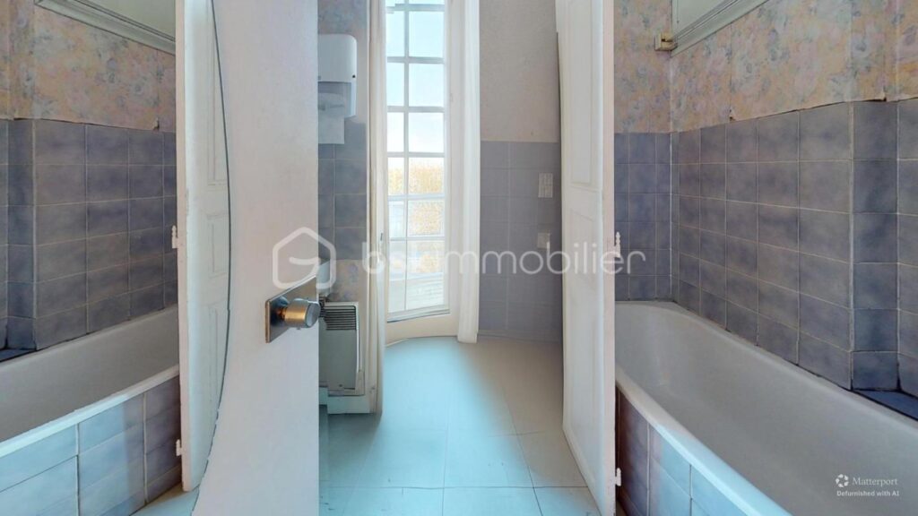 Appartement d’exception dans une tour du XVIIe siècle – Bellegarde – 4 pièces – 2 chambres – 98 m²
