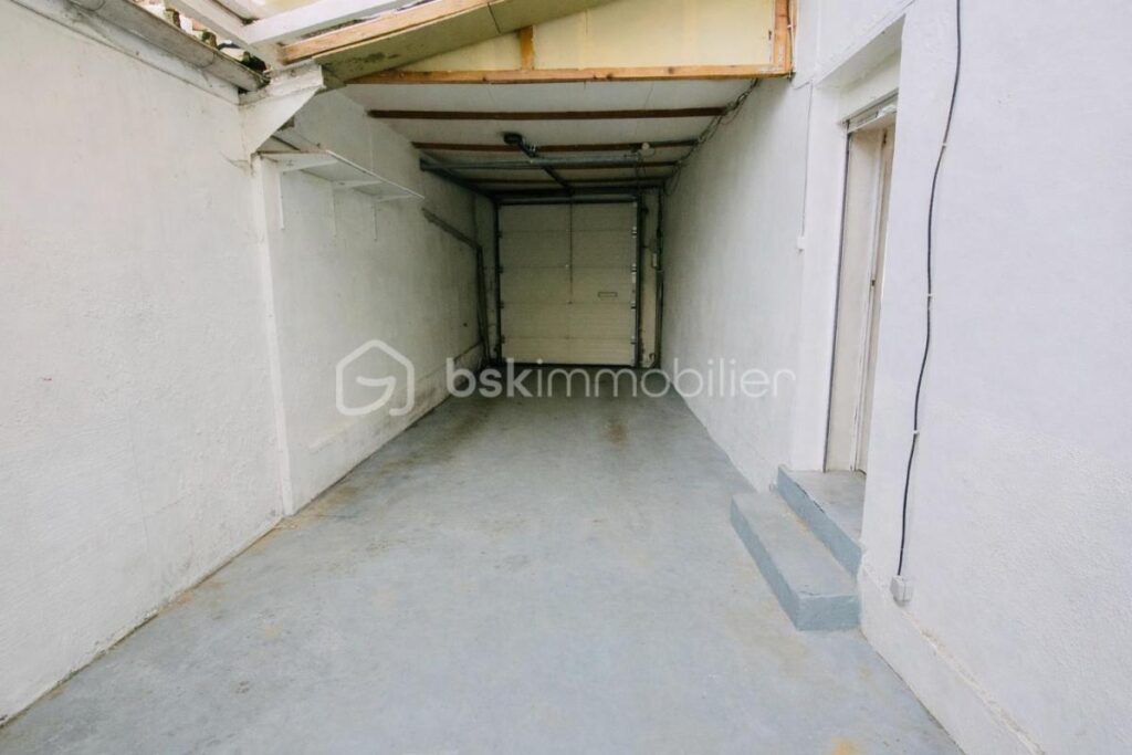 ✨ MAISON FAMILIALE D’EXCEPTION – 220 m² – JARDIN – GARAGE – AUCUN TRAVAUX ✨ – 7 pièces – 5 chambres – 220 m²