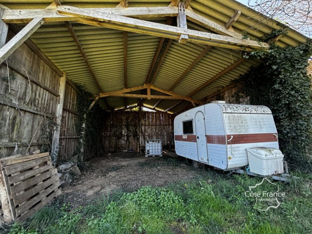 Corps de ferme avec maison d’habitation et appartement, gran – 6 pièces – 4 chambres – 130 m²