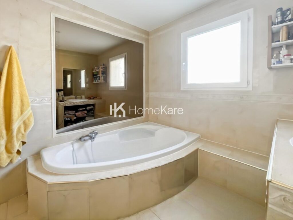 COUP DE COEUR ASSURÉ ! – 5 pièces – 4 chambres – 130 m²