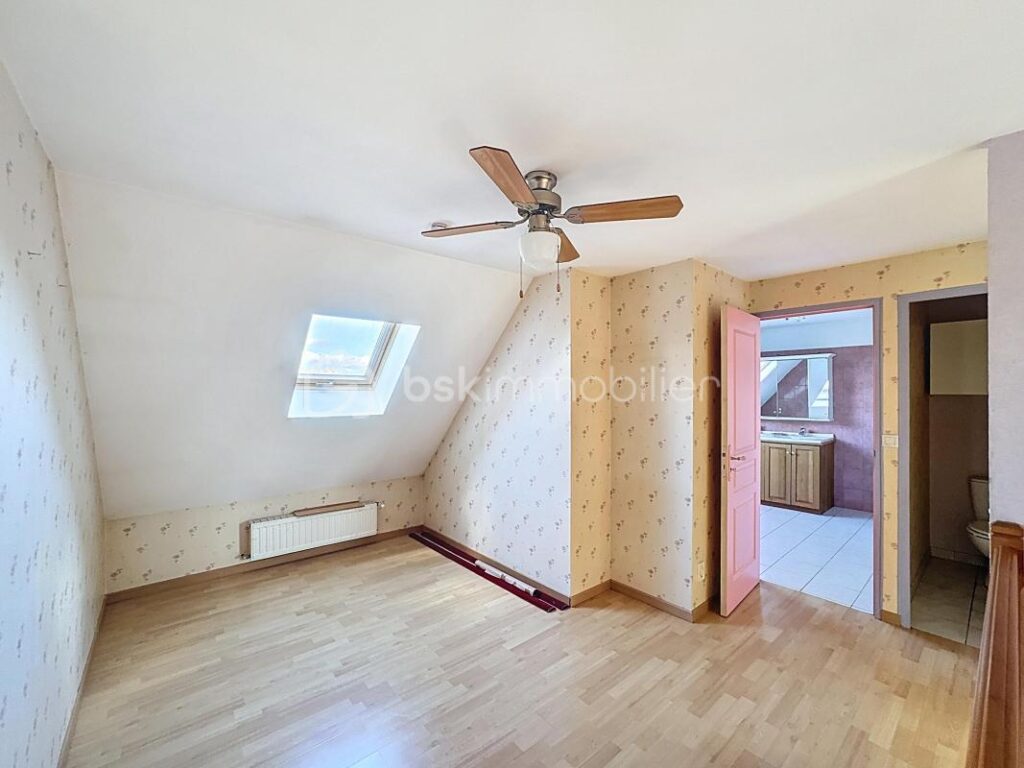 Joli pavillon lumineux – 7 pièces – 5 chambres – 135 m²