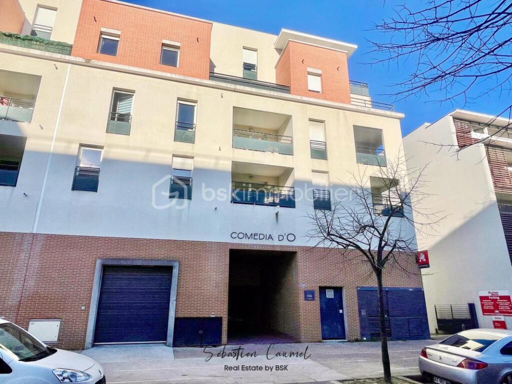 T3 Montpellier Malbosc – Dernier étage – Terrasse 20m² sans vis-à-vis – 2 parkings – Rénové – Tramway – 3 pièces – 2 chambres – 57 m²