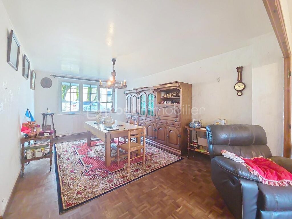 🏡 Maison 6 pièces – 130 m² – Bulson (08450) – 6 pièces – 4 chambres – 130 m²