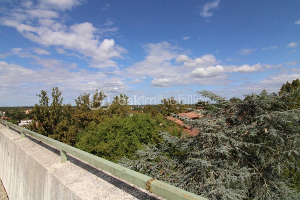 Superbe appartement avec toit terrasse – 3 pièces – 2 chambres – 97 m²