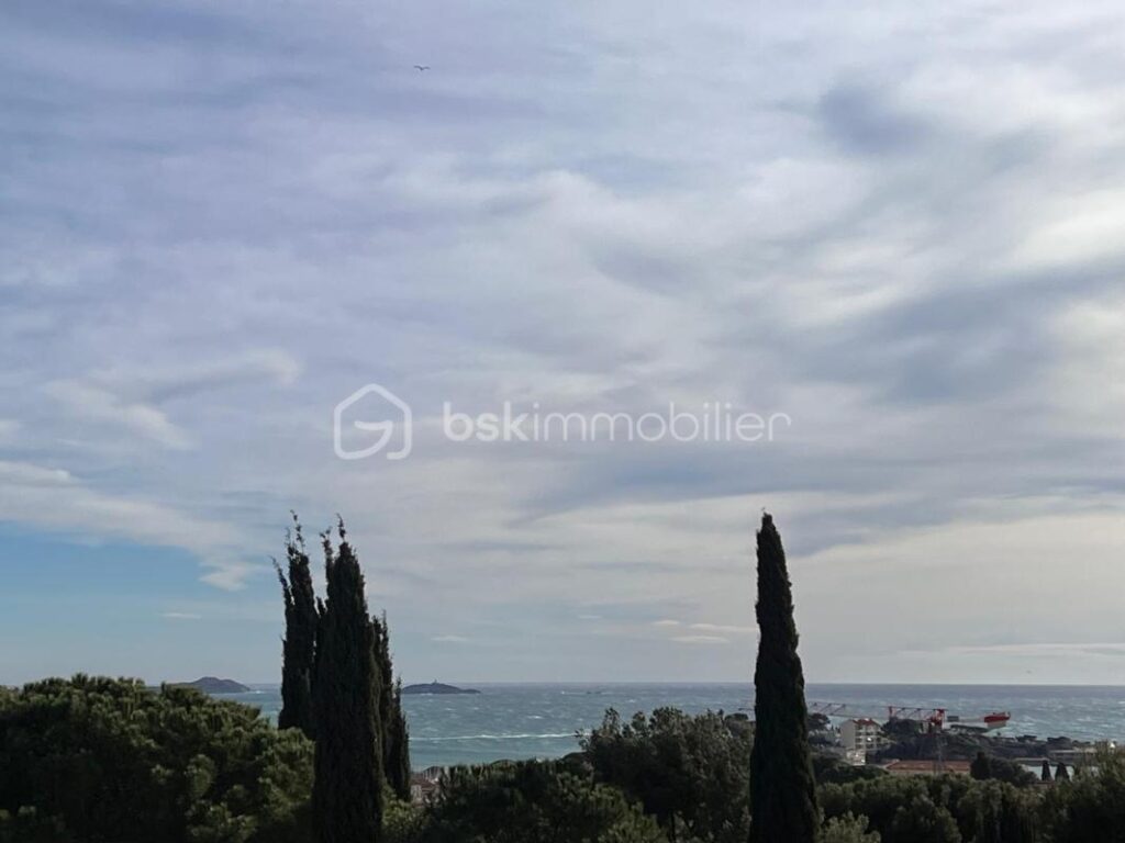 Idéalement situé, très bel appartement T4 vue mer – 4 pièces – 3 chambres – 82 m²