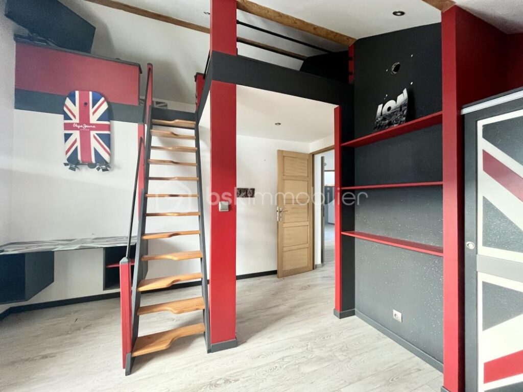 DPT HAUTE SAVOIE (74) – MAISON FAMILIALE AVEC VUE SUR LE LAC LEMAN – Lugrin (Hauteurs d’Évian) – 6 pièces – 4 chambres – 166 m²