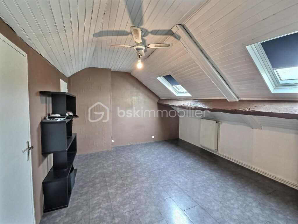 Maison de ville – 4 pièces – 2 chambres – 138 m²