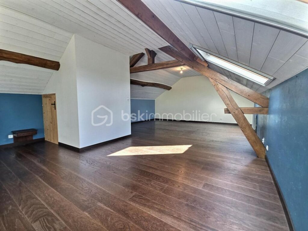 Maison individuelle – 4 pièces – 3 chambres – 113 m²
