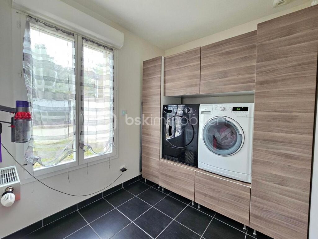 Pavillon 6 pièces non mitoyen 4 chambres jardin SUD 450m² DPE C – 6 pièces – 4 chambres – 100 m²