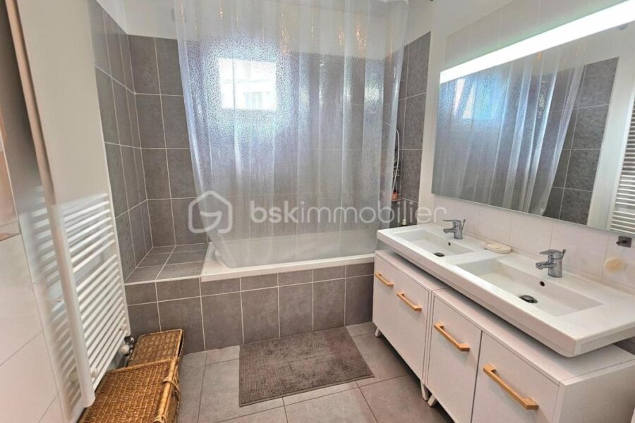 Appartement à vendre à Montreuil