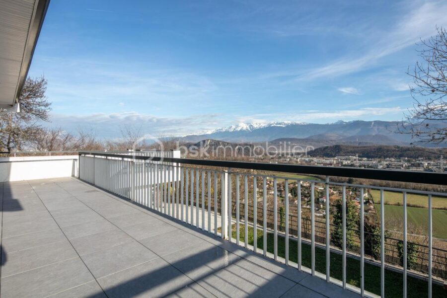 Maison à vendre à Varces allieres et risset