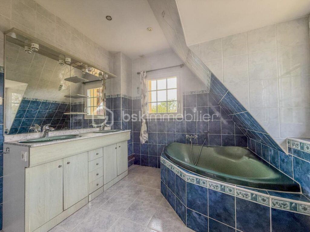 Maison de charme au cœur du Pays d’Auge – Un véritable havre de paix – 6 pièces – 4 chambres – 130 m²