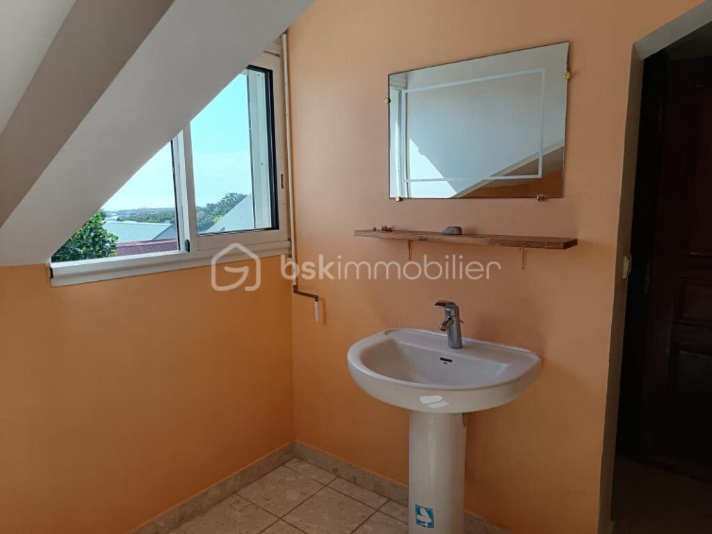 Villa F4/5 de 118m² secteur la Bretagne – 5 pièces – 3 chambres – 118 m²