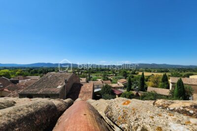 T4 rénové avec terrasse tropézienne et garage double – 4 pièces – 3 chambres – 85 m²