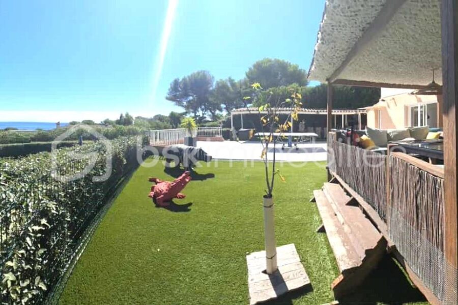 Maison à vendre à Roquebrune sur argens