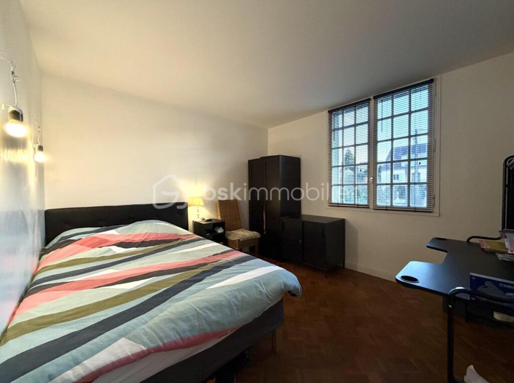 Maison contemporaine à l’architecture cubique – Vue dégagée sur la vallée – 6 pièces – 4 chambres – 149 m²