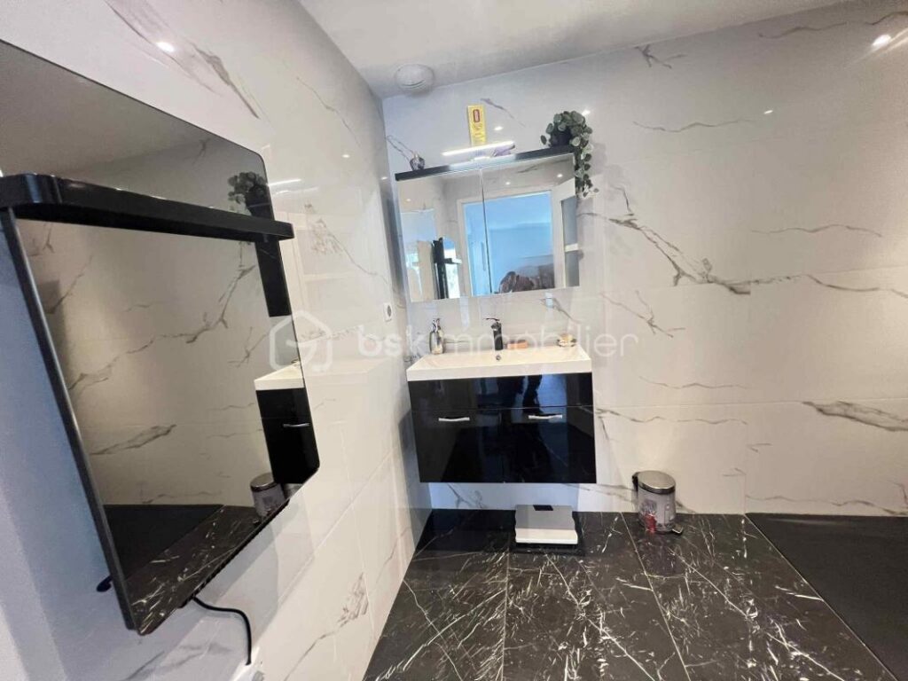 RARE SUR LE MARCHÉ-MAISON CONTEMPORAINE DE 133 M² – 5 pièces – 4 chambres – 133 m²