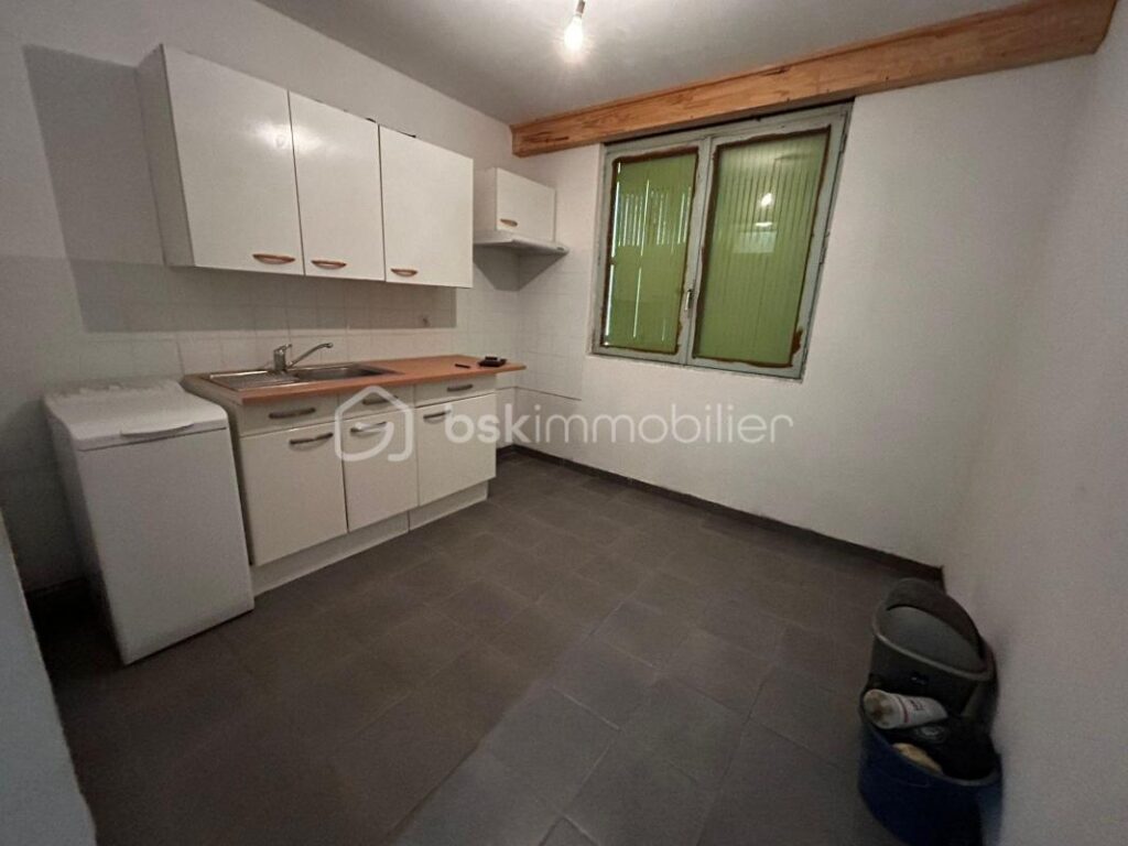 Magnifique maison familiale avec vue dégagée à Creissels – 6 pièces – 5 chambres – 128 m²