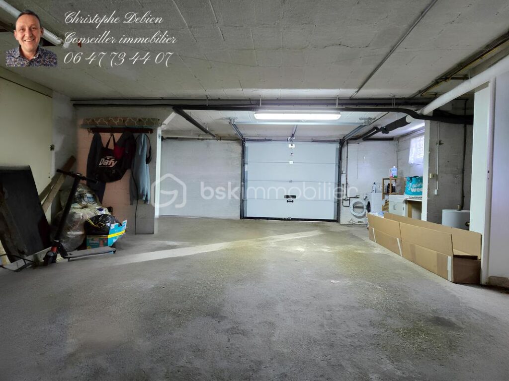 MAISON LUMINEUSE / VUE SUR LA NATURE / 108M² HABITABLES / 2 CHAMBRES / VÉRANDA / GRAND SOUS-SOL / PARCELLE 1328M² / CHAVAGNES-EN-PAILLERS – 5 pièces – 2 chambres – 108 m²