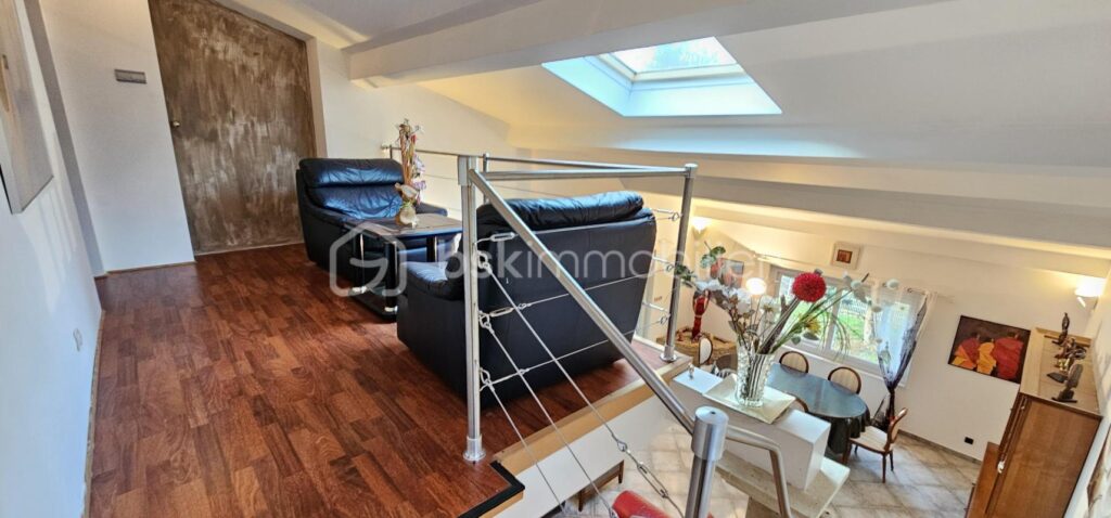 MAISON avec belle vue 165m2 – 4 pièces – 3 chambres – 165 m²