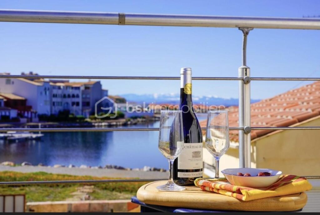 VUE EXCEPTIONNELLE! MAISON INDIVIDUELLE AVEC TERRASSE SUSPENDUE ! – 4 pièces – 3 chambres – 90 m²