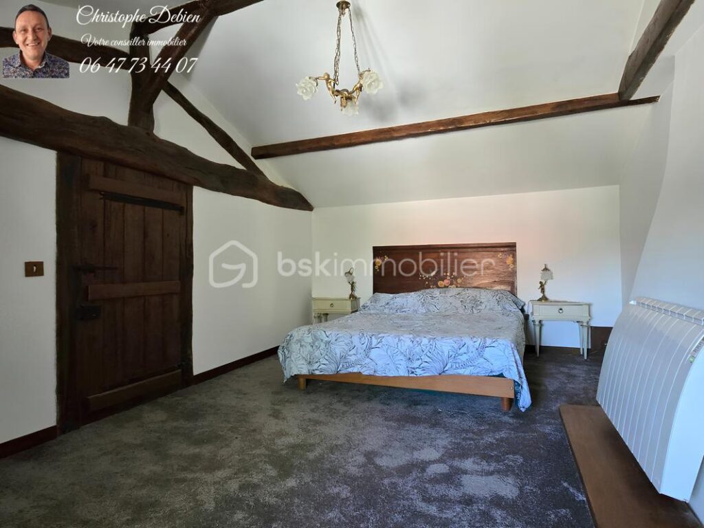 Entre nature, confort et authenticité – Un lieu de vie rare à découvrir aux Lucs-sur-Boulogne – 7 pièces – 4 chambres – 200 m²