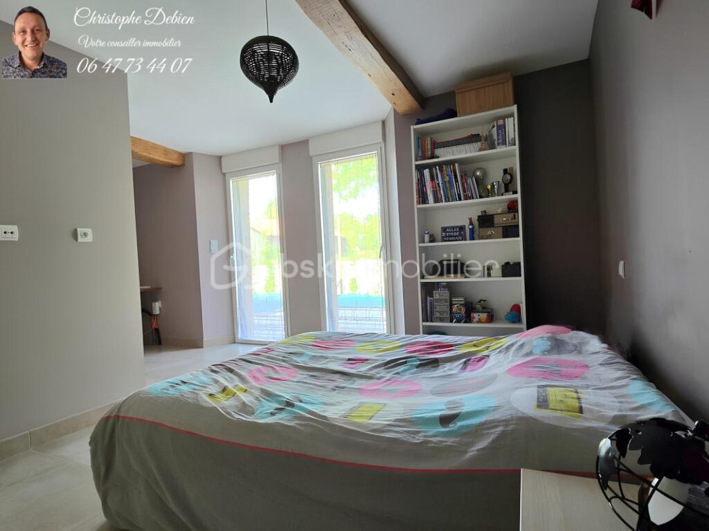 GRANGE RÉNOVÉE DE 231 M² AU CŒUR DE LA NATURE – CHARME DE L’AUTHENTIQUE, CONFORT MODERNE, À 5 MIN DE L’AUTOROUTE A83-A87 / SAINTE-FLORENCE – 10 pièces – 4 chambres – 231 m²