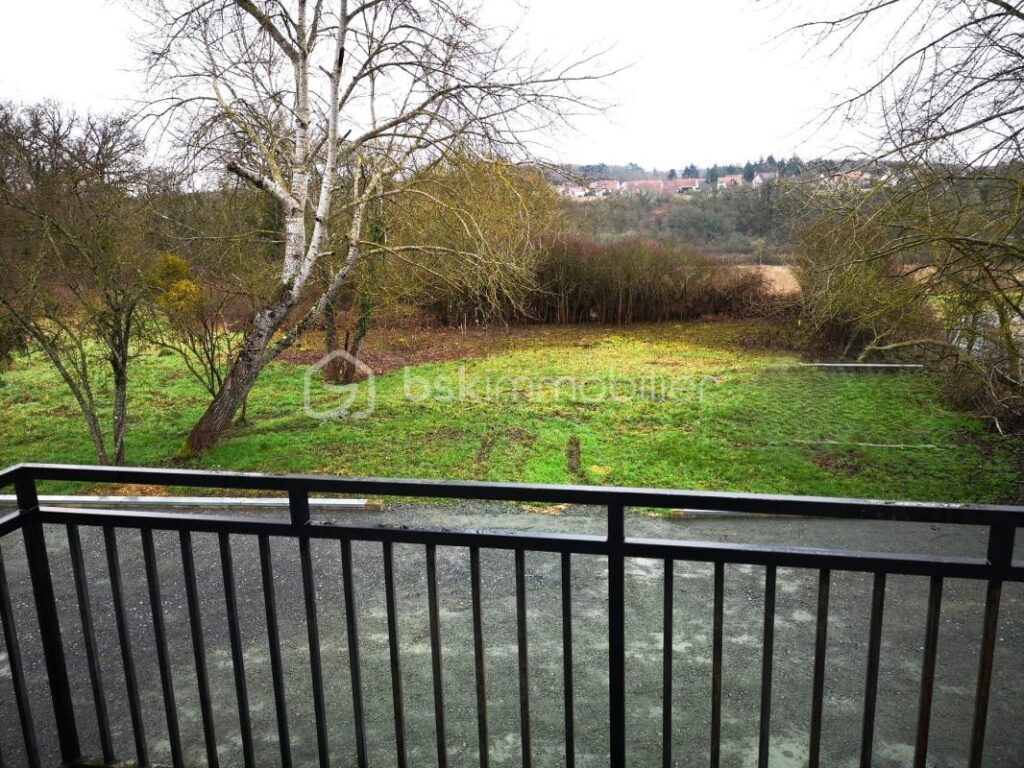 MAISON 8 pièces 186 m² – 8 pièces – 7 chambres – 183 m²