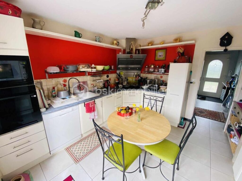 Maison Néo-Bretonne d’environ 140 M² (Proximité de VANNES/ 5 Minutes) – 7 pièces – 5 chambres