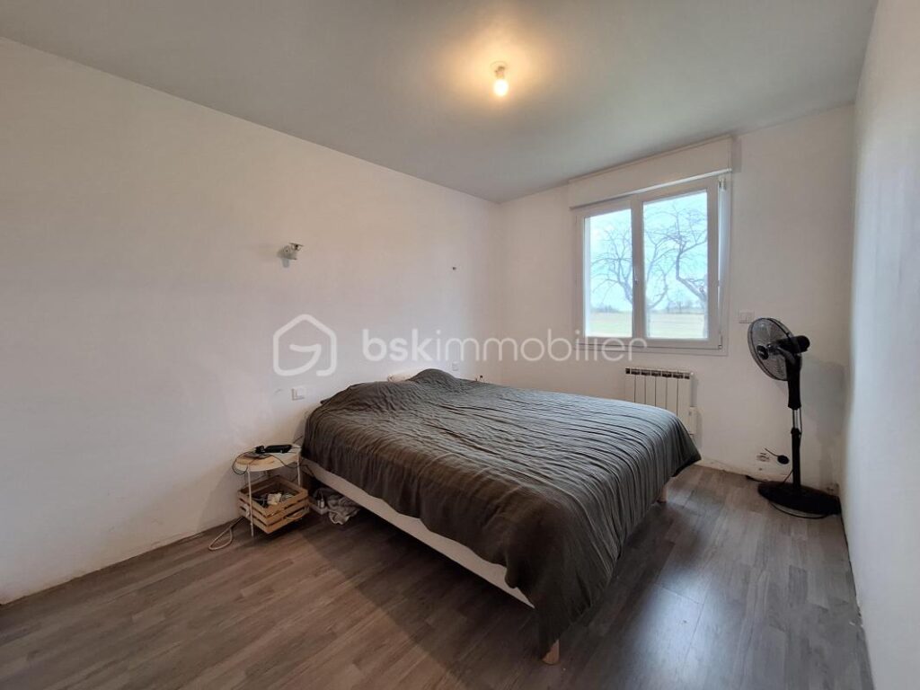 Maison 4 pièces à la campagne – 4 pièces – 2 chambres – 85 m²