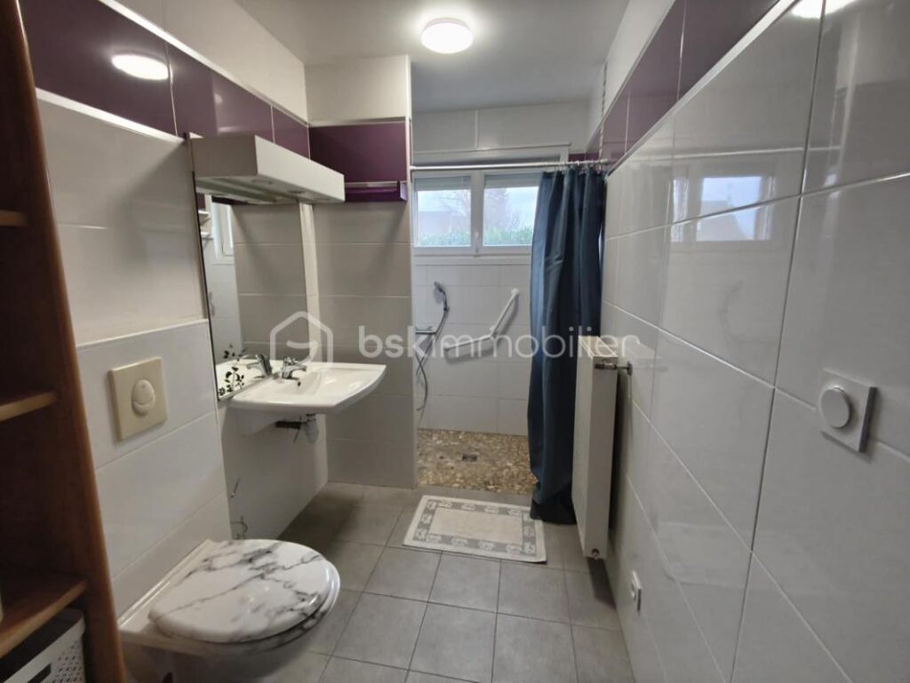 Charmant pavillon familial aux beaux volumes – 7 pièces – 4 chambres – 145 m²