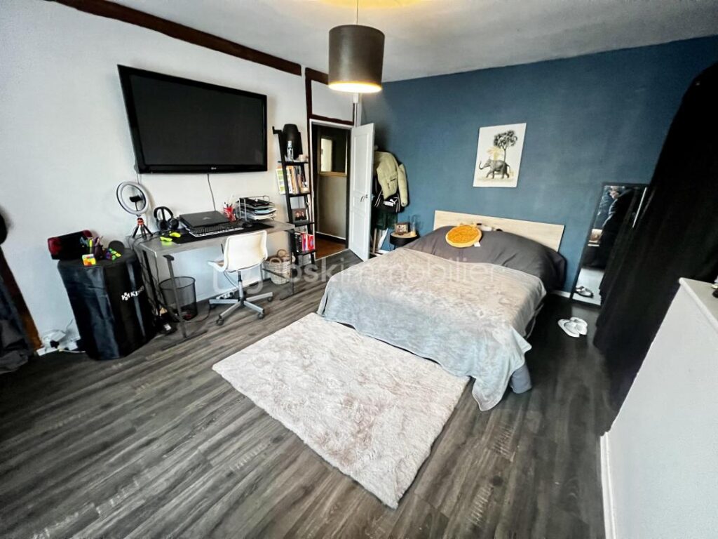 Submergez-vous dans une oasis de tranquillité à quelques minutes de Crécy la Chapelle! – 6 pièces – 4 chambres – 150 m²