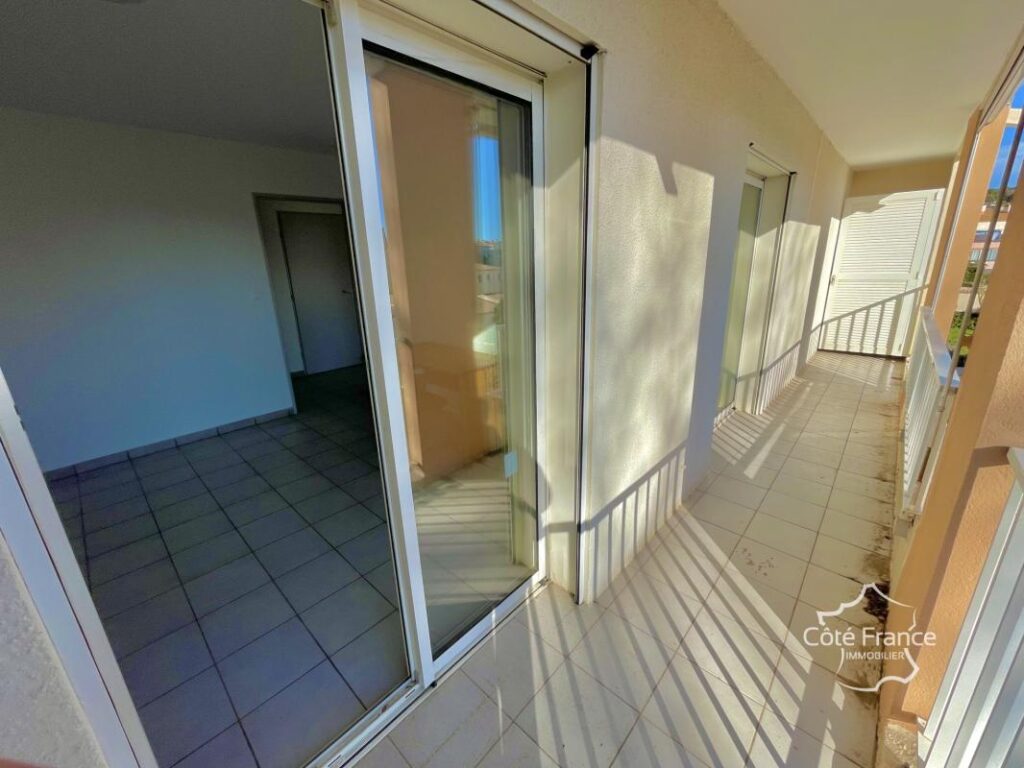 Spacieux Duplex de 2 Chambres sur le QUARTIER SAINT MARTIN – 3 pièces – 2 chambres – 76 m²