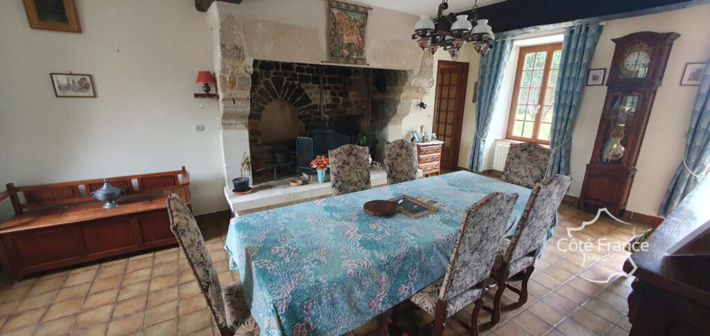 CORPS DE FERME AU COEUR DES MARAIS – 7 pièces – 4 chambres – 207 m²