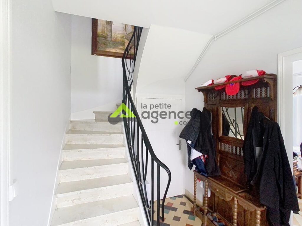 Maison de campagne dans charmant village – 5 pièces – 3 chambres – 110 m²