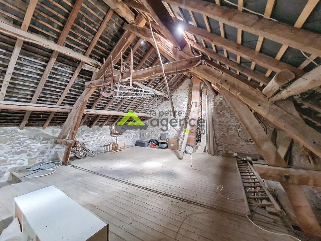 Maison 4 pièces 90m2 – 4 pièces – 3 chambres – 90 m²