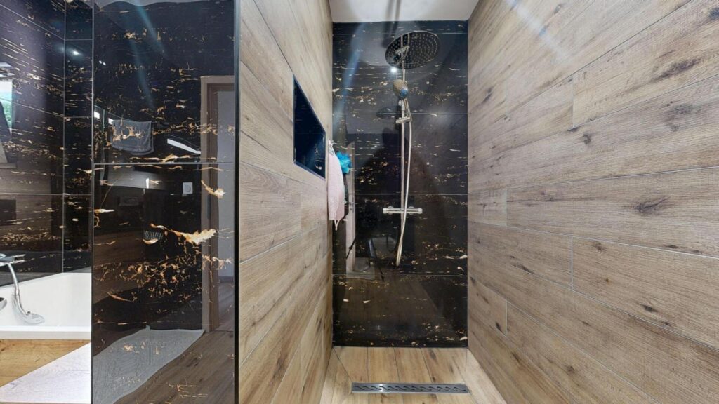 Demeure de prestige St Vit 7 pièce(s) 277 m2 – 7 pièces – 5 chambres – 277 m²