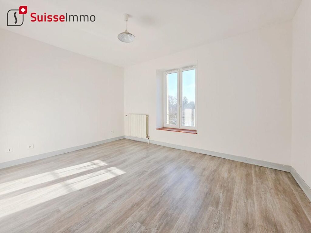 Immeuble L Isle Sur Le Doubs 9 pièce(s) 186 m2 – 9 pièces – 5 chambres – 186 m²