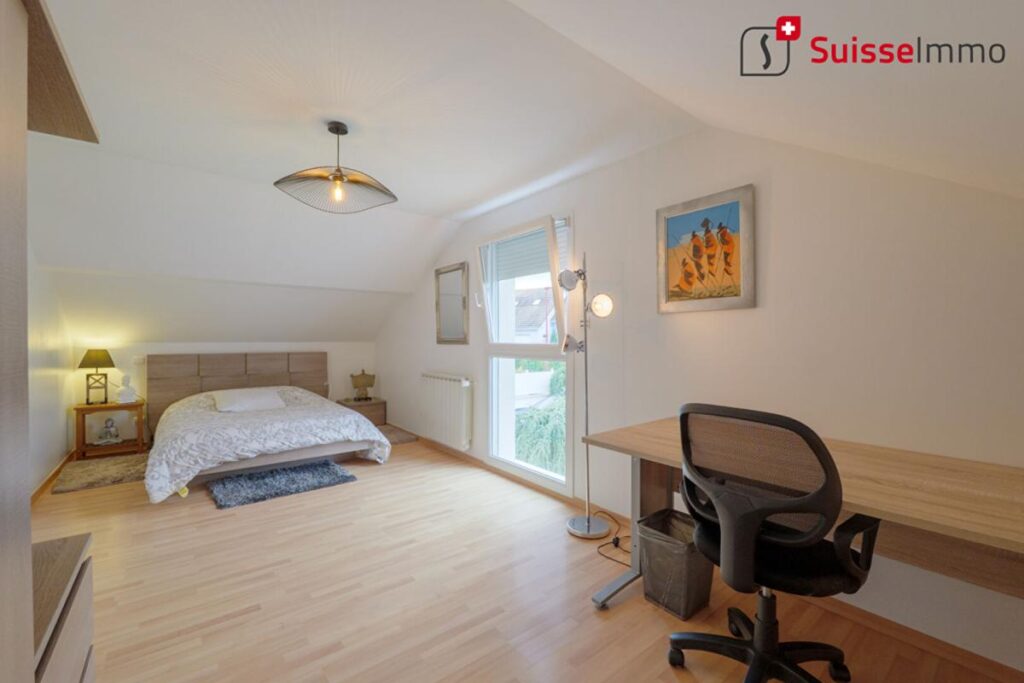 Maison d’architecte 7 pièces 207 m2 – 7 pièces – 5 chambres – 207 m²