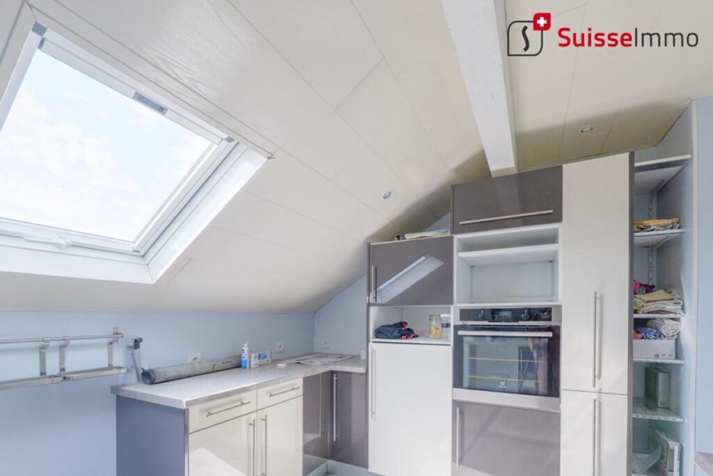 Maison Feche L’Eglise – 9 pièce(s) -188 m2 – 9 pièces – 5 chambres – 188 m²