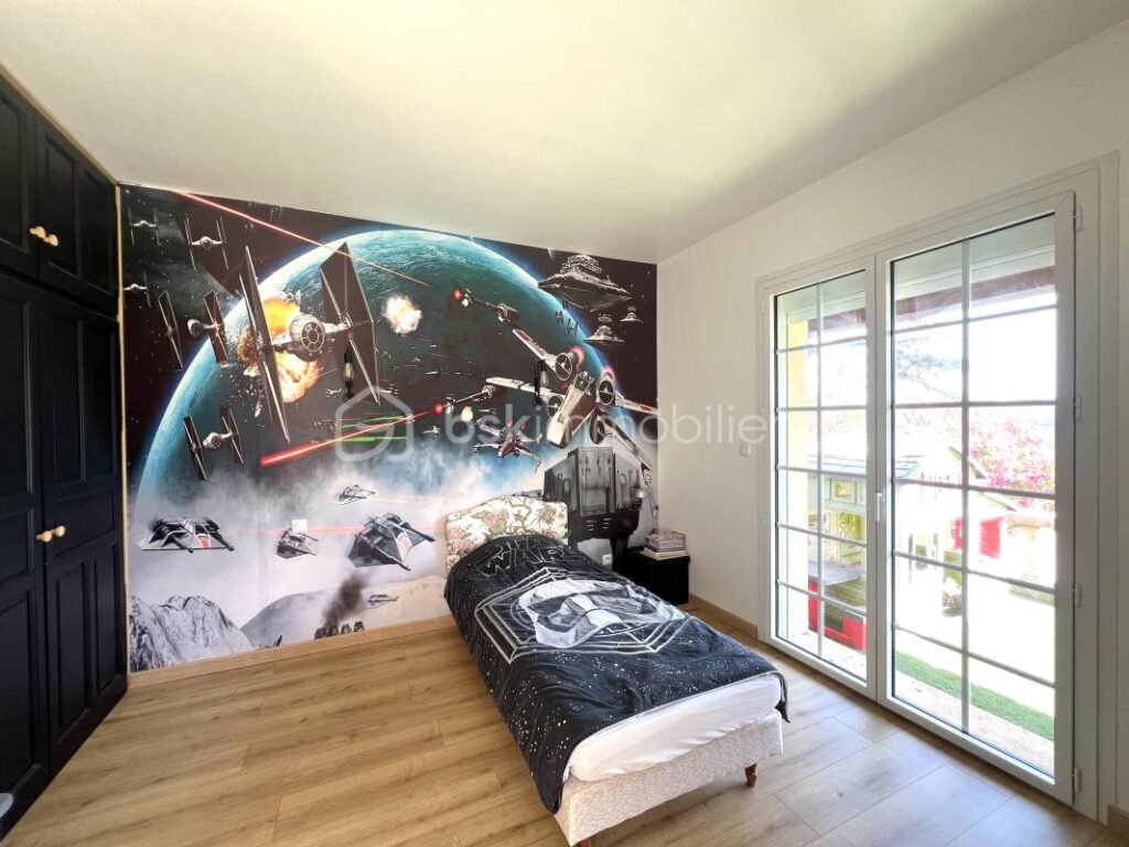 Maison 280m2 à Poussan – 7 pièces – 6 chambres – 280 m²