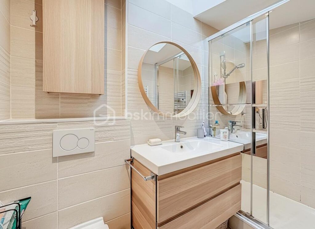 Villa T5 – 106 m² – Vue exceptionnelle sur les étangs – Appartement indépendant – DPE B – 5 pièces – 4 chambres – 106 m²