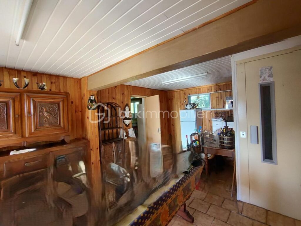 Découvrez une perle rare de la campagne à Saint-Antoine – 7 pièces – 4 chambres – 155 m²